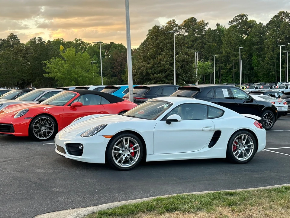 2016 Porsche 981 Cayman S - Image 2 of 25