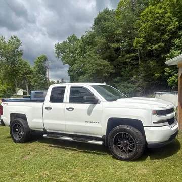 2016 Chevrolet Silverado 1500 Regular Cab Short Bed