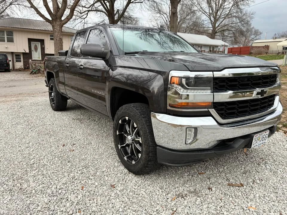 2016 Chevrolet Silverado 3rd Gen - Image 2 of 8