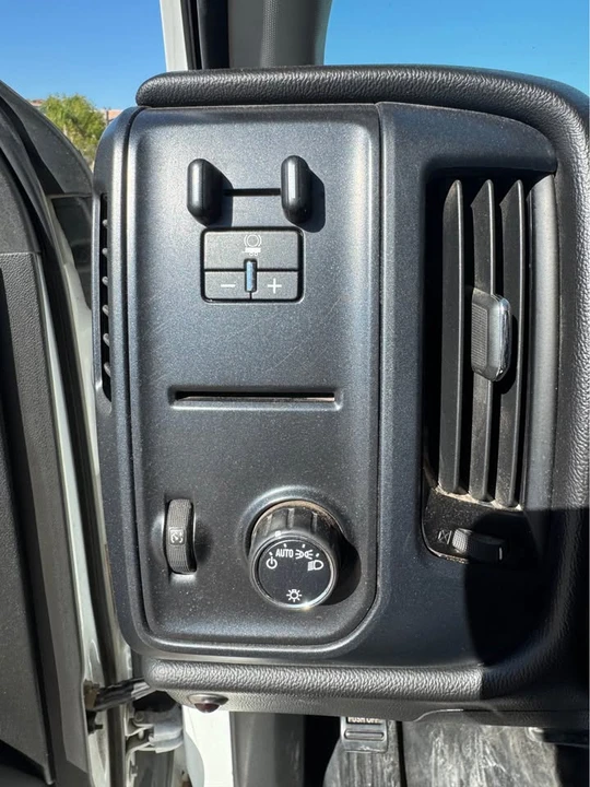 2016 Chevrolet Silverado Heavy Duty 3rd Gen - Image 13 of 20
