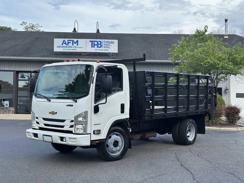 2016 Chevrolet Kodiak - Image 2 of 12