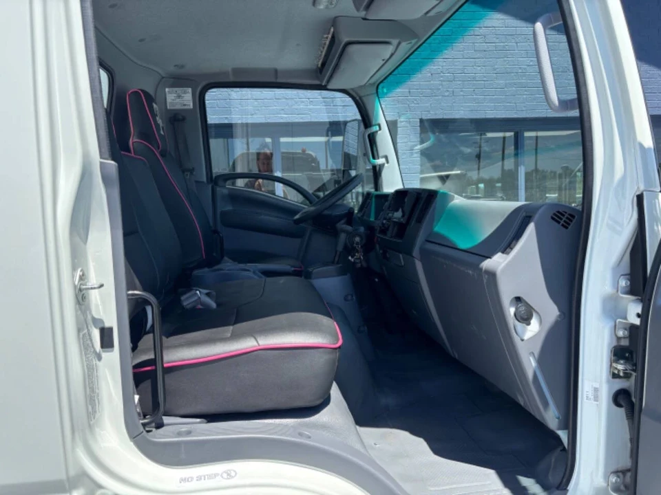 2016 Chevrolet - Image 14 of 21