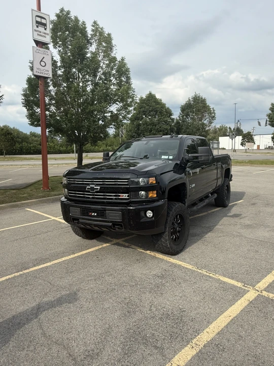 2016 Chevrolet Silverado Heavy Duty 3rd Gen - Image 2 of 17
