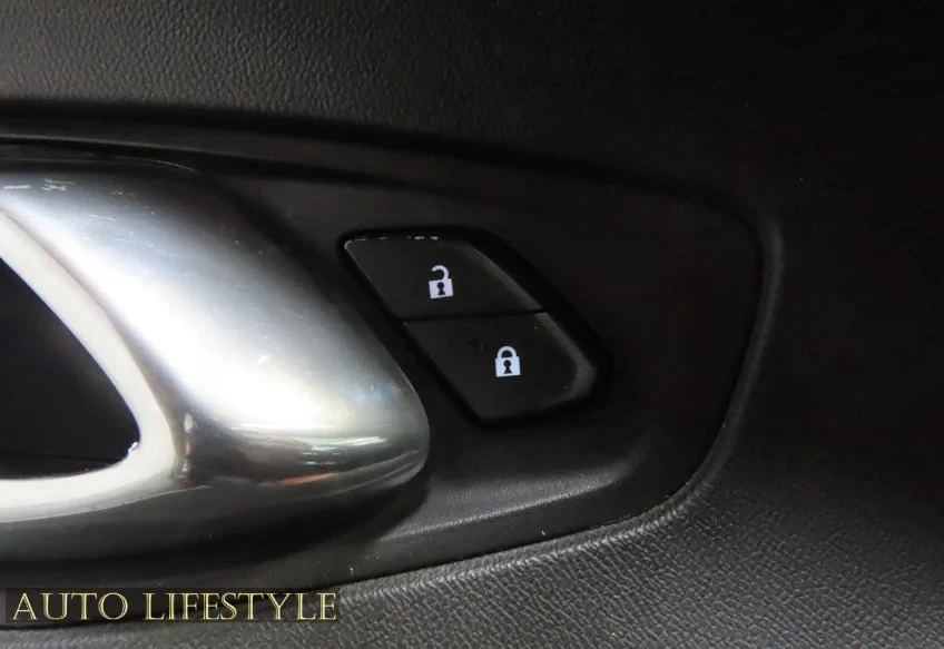 2016 Chevrolet Camaro 6th Gen - Image 27 of 31