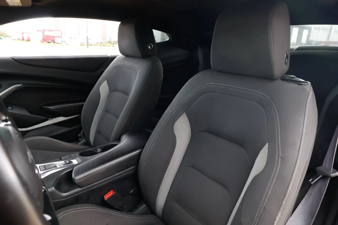 2016 Chevrolet Camaro 6th Gen - Image 8 of 12
