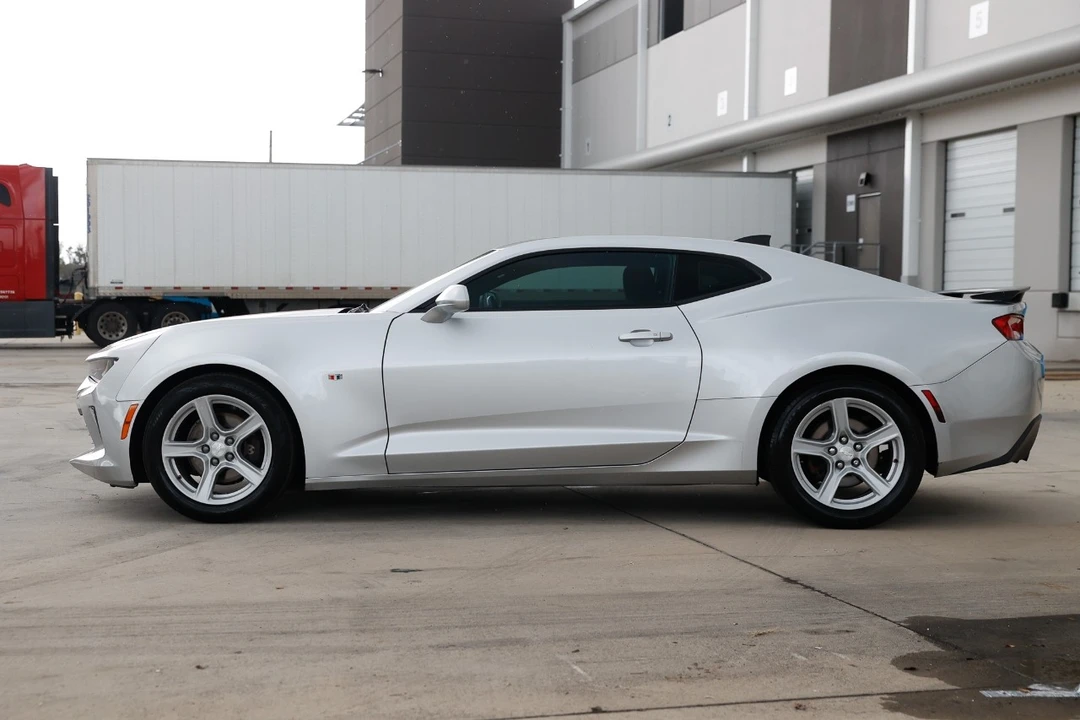 2016 Chevrolet Camaro 6th Gen - Image 5 of 12