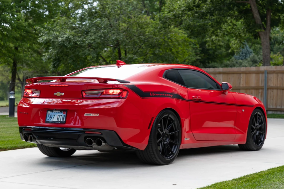 2016 Chevrolet Camaro SS 6th Gen - Image 8 of 31