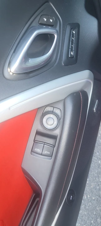 2016 Chevrolet Camaro SS 6th Gen - Image 19 of 26