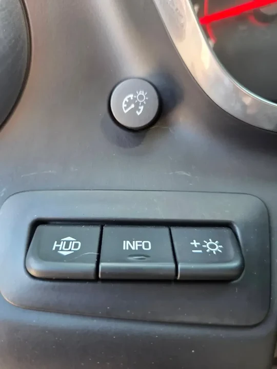 2016 Chevrolet Camaro 6th Gen - Image 14 of 20