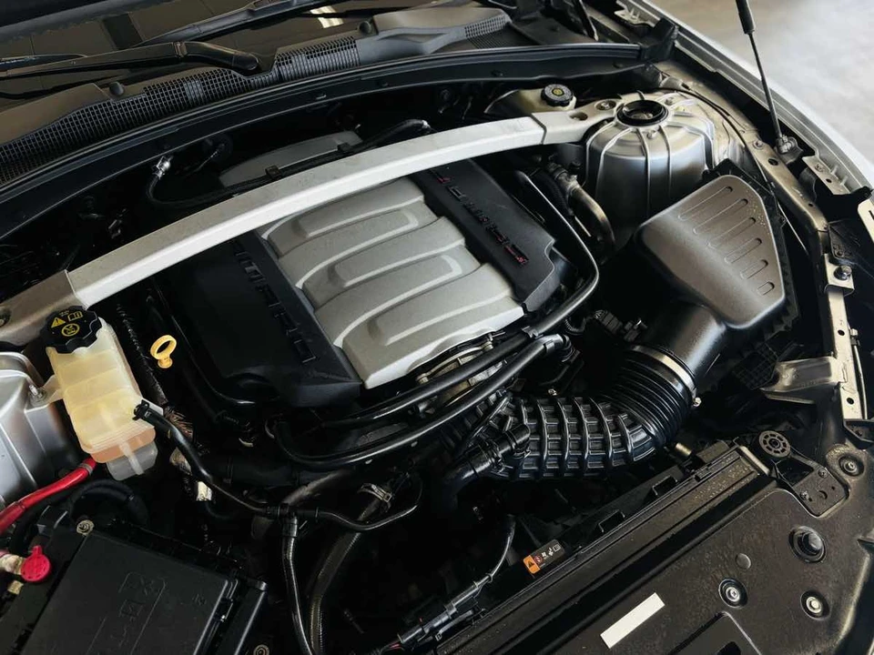 2016 Chevrolet Camaro SS 6th Gen - Image 20 of 31