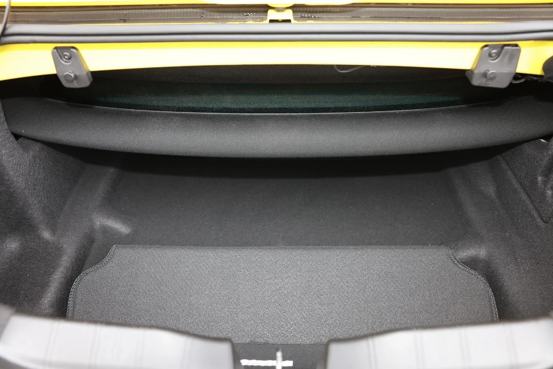 2016 Chevrolet Camaro SS 6th Gen - Image 30 of 31
