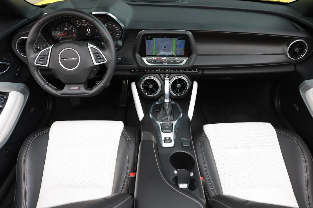 2016 Chevrolet Camaro SS 6th Gen - Image 2 of 31