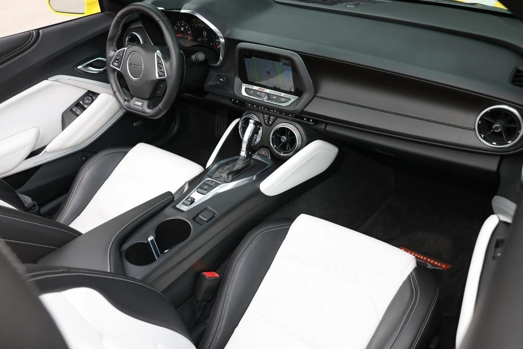 2016 Chevrolet Camaro SS 6th Gen - Image 18 of 31