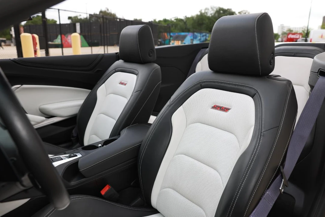 2016 Chevrolet Camaro SS 6th Gen - Image 8 of 31