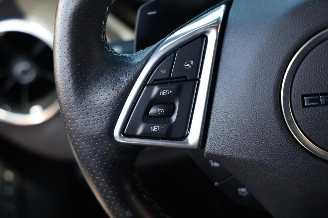 2016 Chevrolet Camaro SS 6th Gen - Image 26 of 31