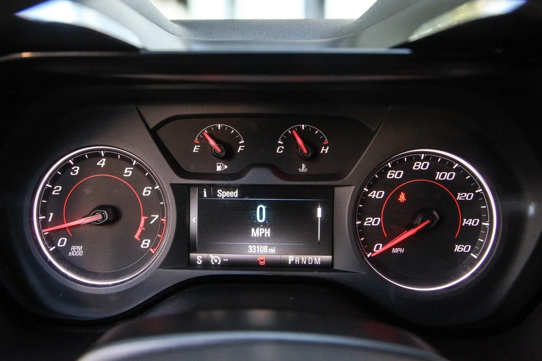 2015 Chevrolet Camaro 5th Gen - Image 26 of 30