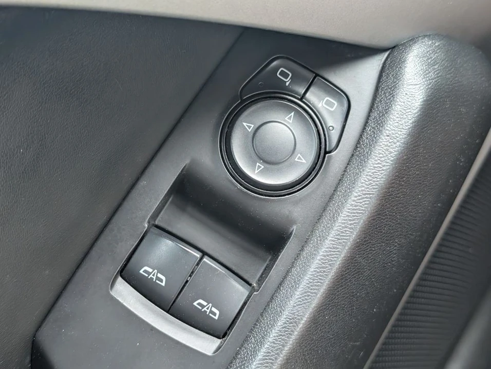 2016 Chevrolet Camaro 6th Gen - Image 10 of 21