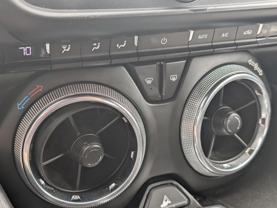2016 Chevrolet Camaro 6th Gen - Image 18 of 21