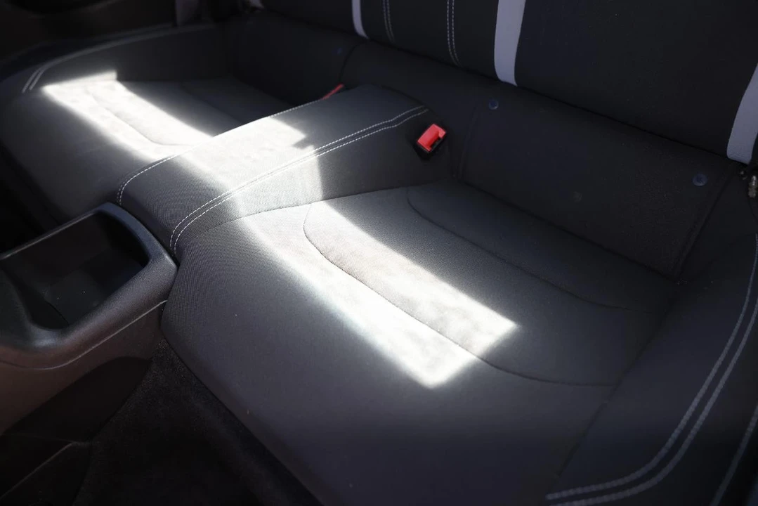 2016 Chevrolet Camaro 6th Gen - Image 11 of 12