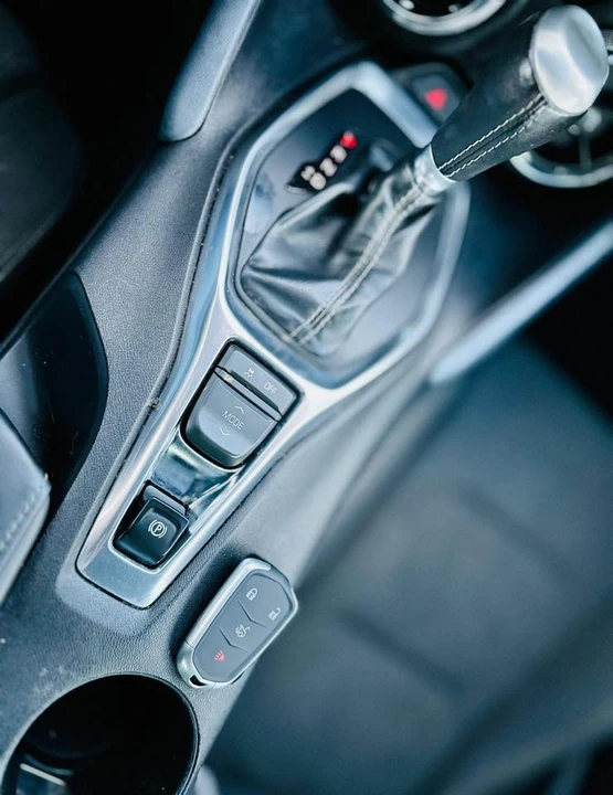 2016 Chevrolet Camaro 6th Gen - Image 13 of 16