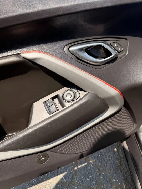 2016 Chevrolet Camaro 6th Gen - Image 11 of 17