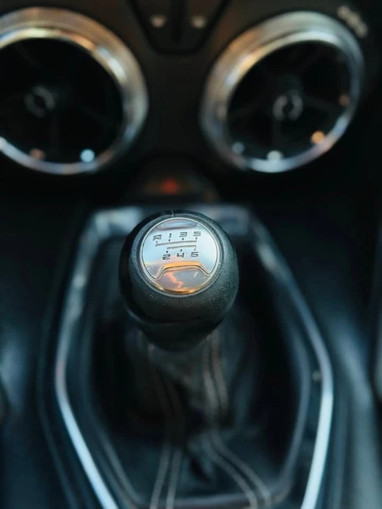 2016 Chevrolet Camaro 6th Gen - Image 15 of 16