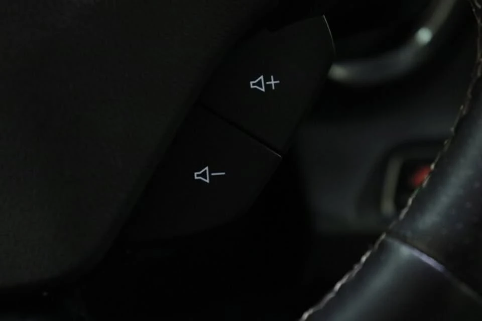 2016 Chevrolet Camaro 6th Gen - Image 17 of 20