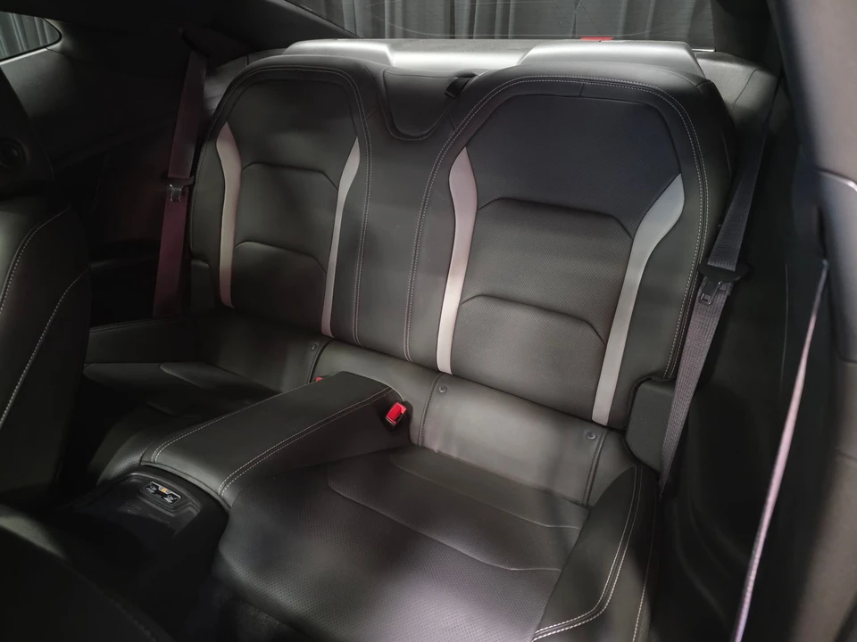 2016 Chevrolet Camaro SS 6th Gen - Image 28 of 31