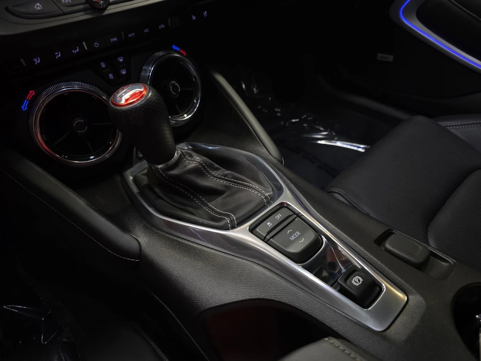 2016 Chevrolet Camaro SS 6th Gen - Image 26 of 31