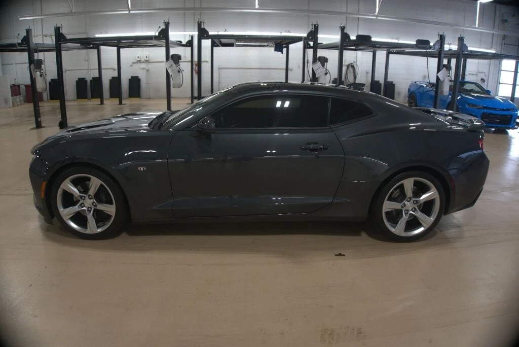 2016 Chevrolet - Image 2 of 31