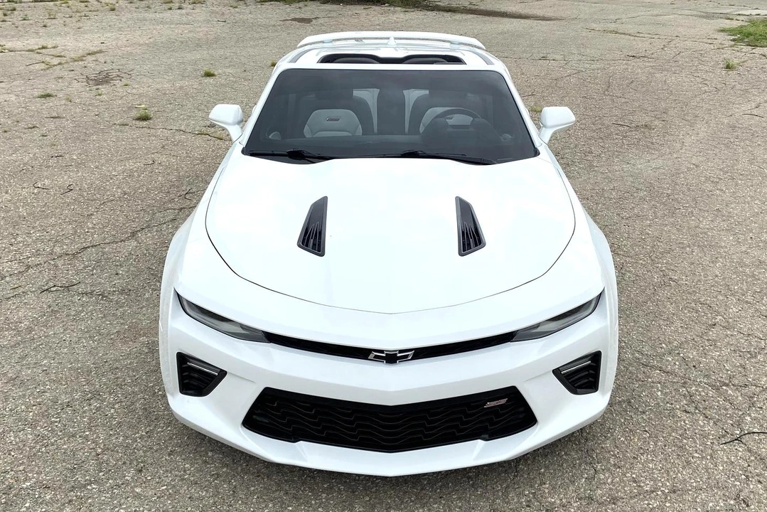 2016 Chevrolet Camaro SS 6th Gen - Image 2 of 31