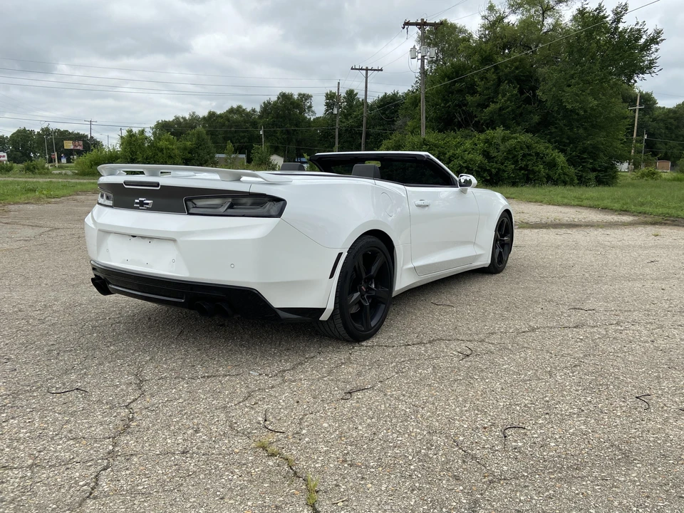 2016 Chevrolet Camaro SS 6th Gen - Image 17 of 31