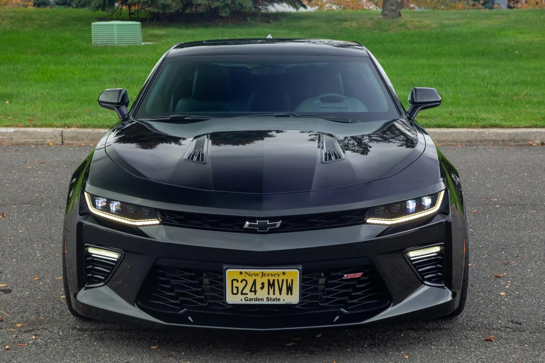 2016 Chevrolet Camaro SS 6th Gen - Image 2 of 31