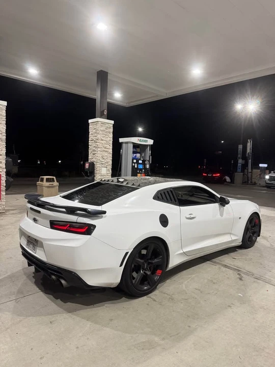2016 Chevrolet Camaro SS 6th Gen - Image 3 of 11