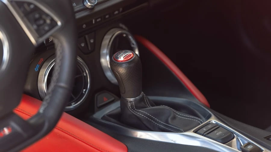 2016 Chevrolet Camaro SS 6th Gen - Image 11 of 28