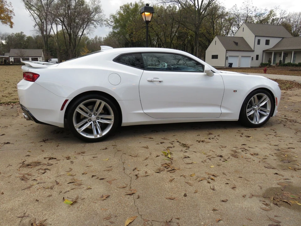 2016 Chevrolet Camaro SS 6th Gen - Image 10 of 12