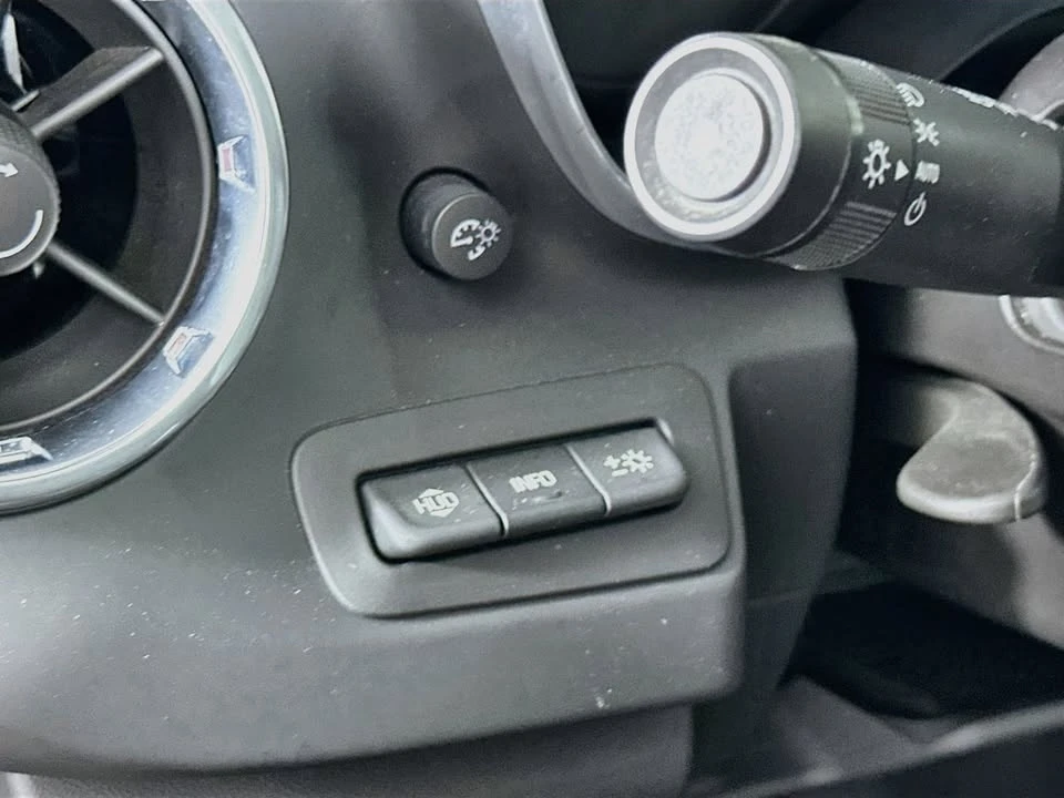 2016 Chevrolet Camaro SS 6th Gen - Image 11 of 20