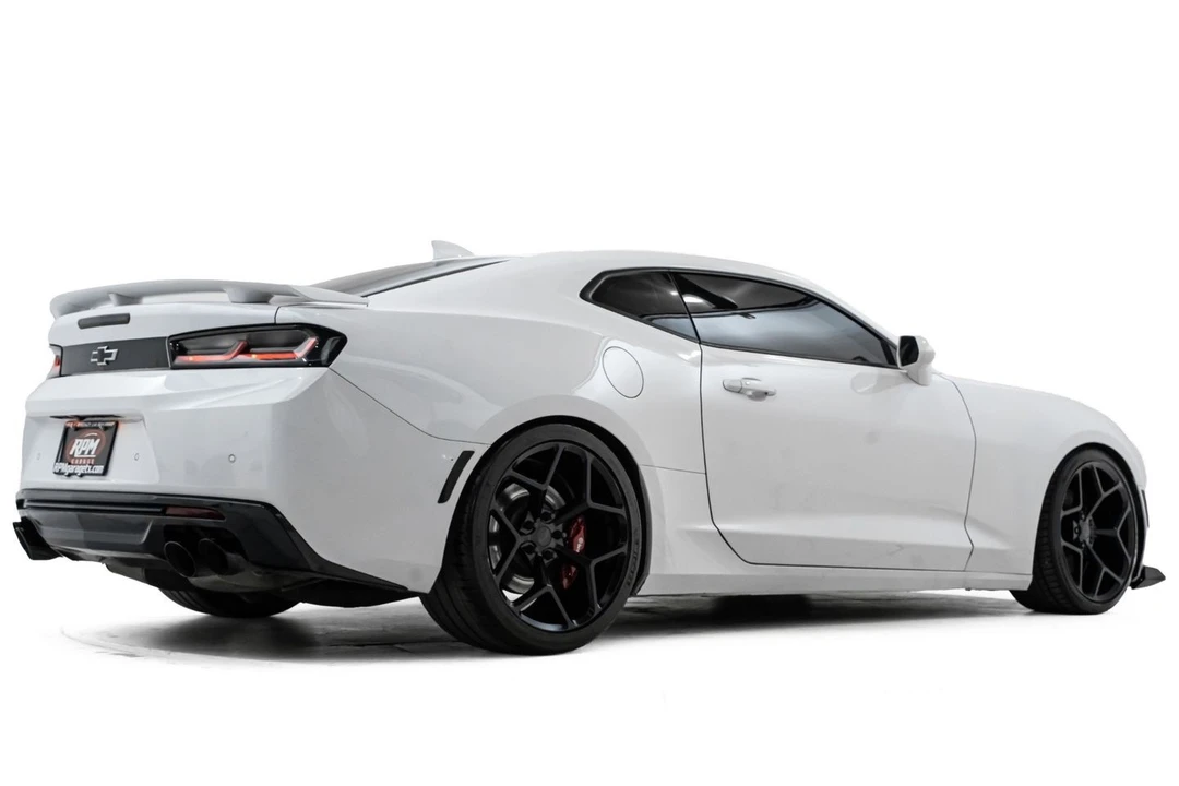 2016 Chevrolet Camaro SS 6th Gen - Image 5 of 31