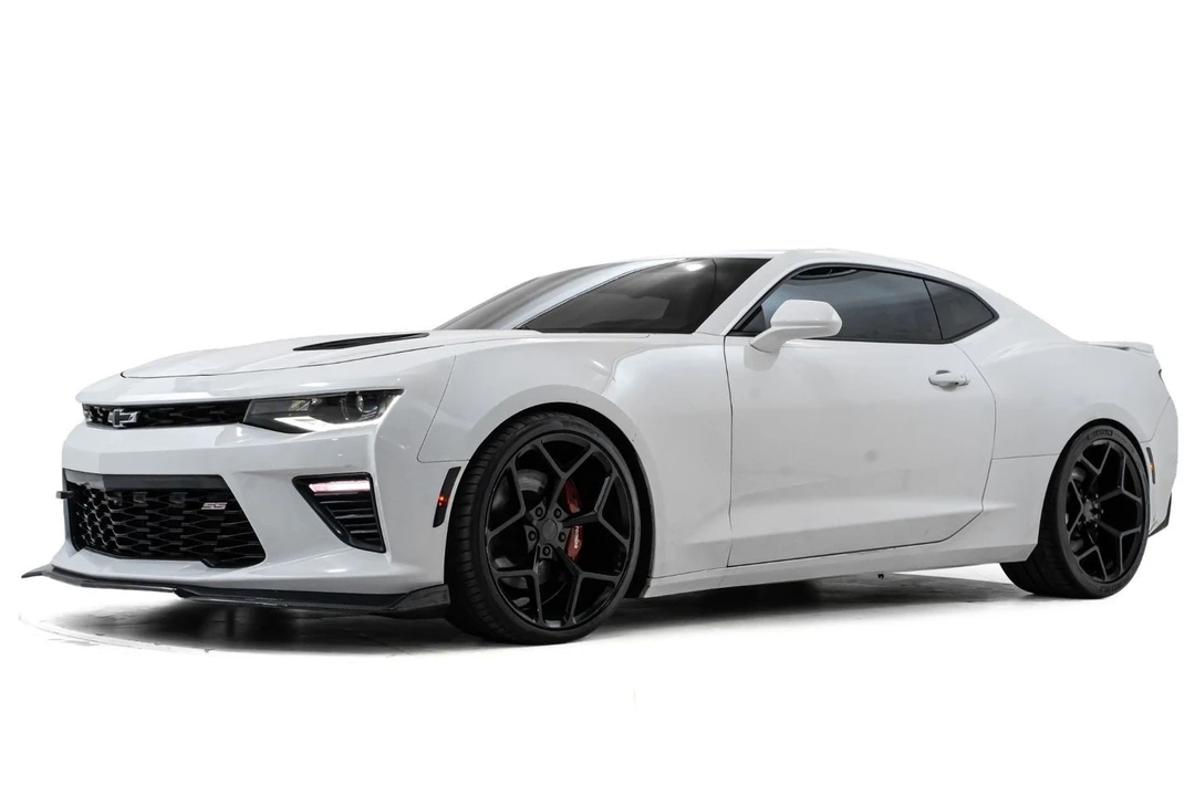 2016 Chevrolet Camaro SS 6th Gen - Image 10 of 31
