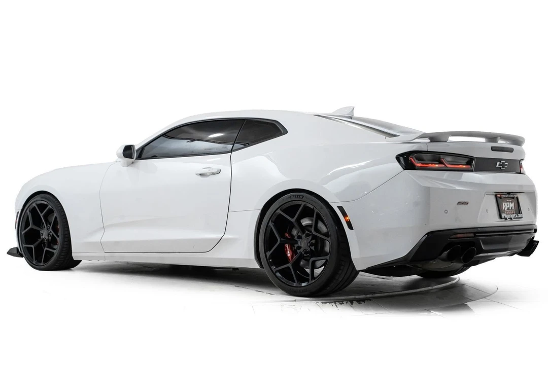 2016 Chevrolet Camaro SS 6th Gen - Image 11 of 31