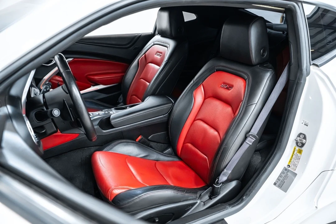 2016 Chevrolet Camaro SS 6th Gen - Image 19 of 31