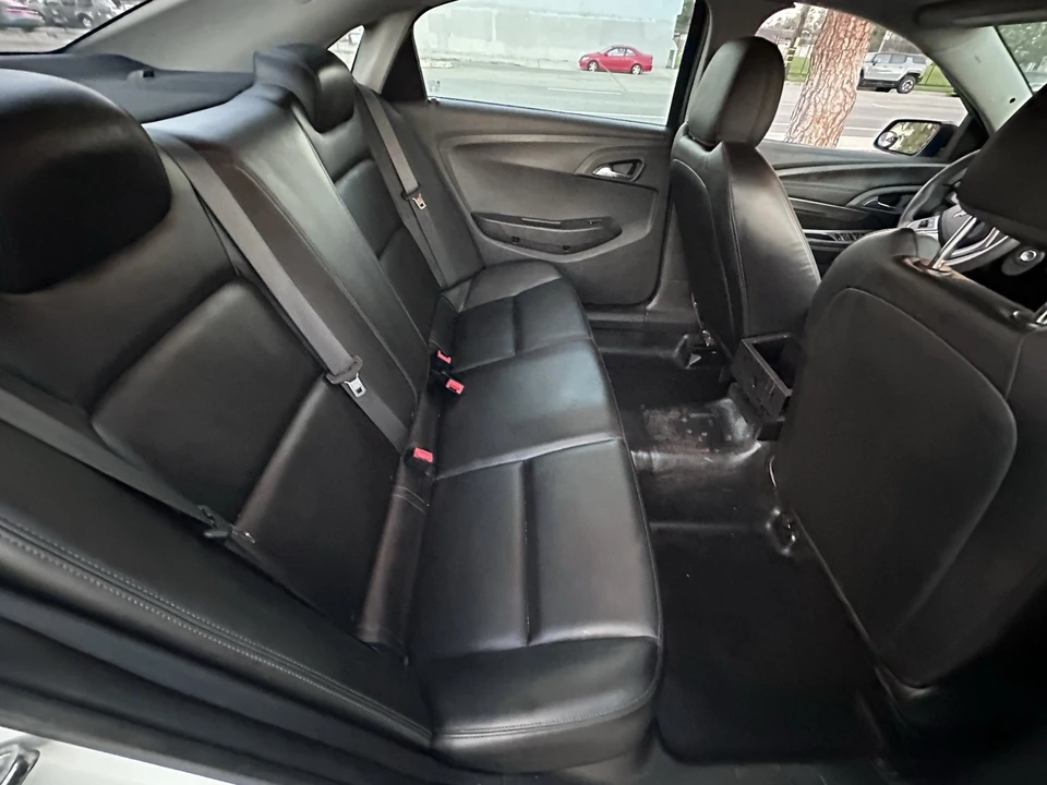 2016 Chevrolet Caprice - Image 11 of 19