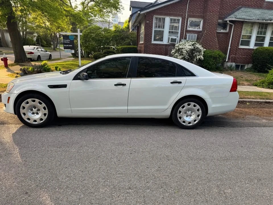 2016 Chevrolet Caprice - Image 2 of 17