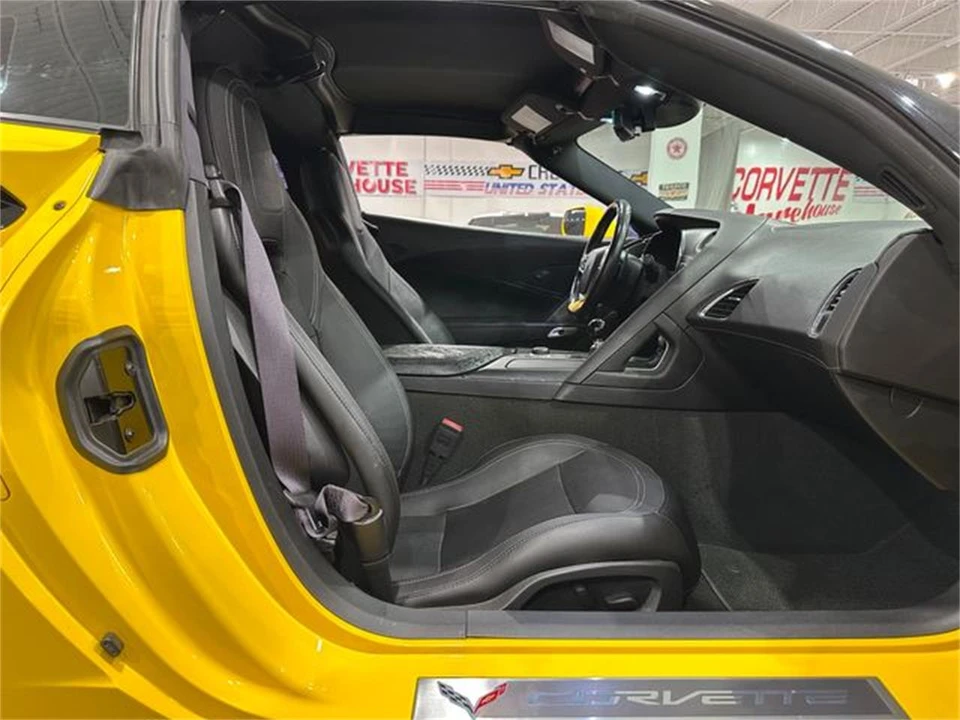 2016 Chevrolet Corvette C7 - Image 9 of 30