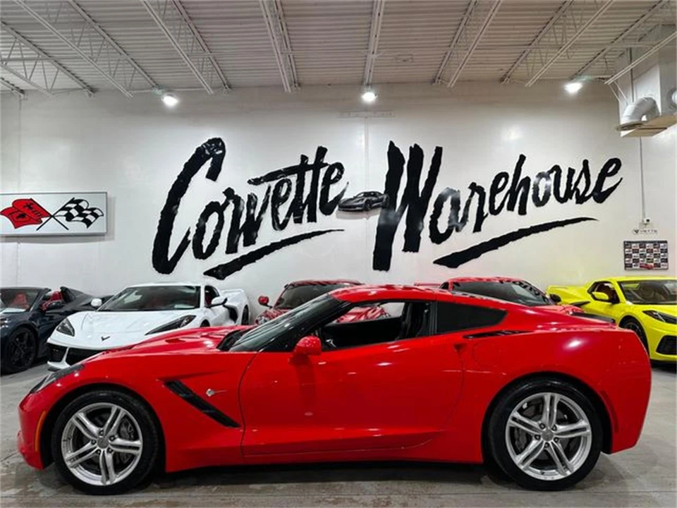 2016 Chevrolet Corvette C7 - Image 2 of 30