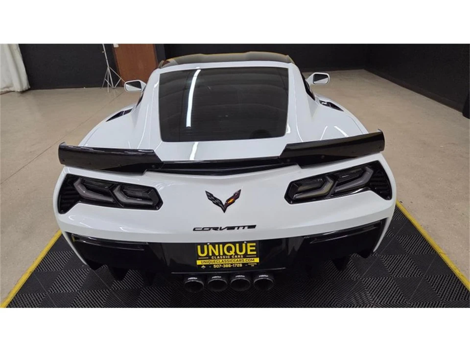 2016 Chevrolet Corvette C7 - Image 24 of 31