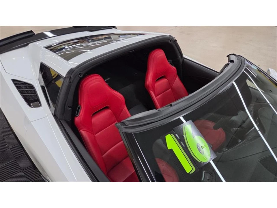 2016 Chevrolet Corvette C7 - Image 17 of 31