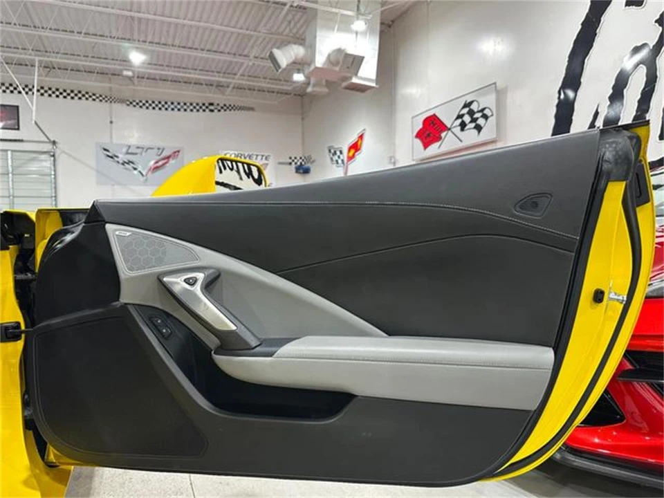2016 Chevrolet Corvette C7 - Image 13 of 26