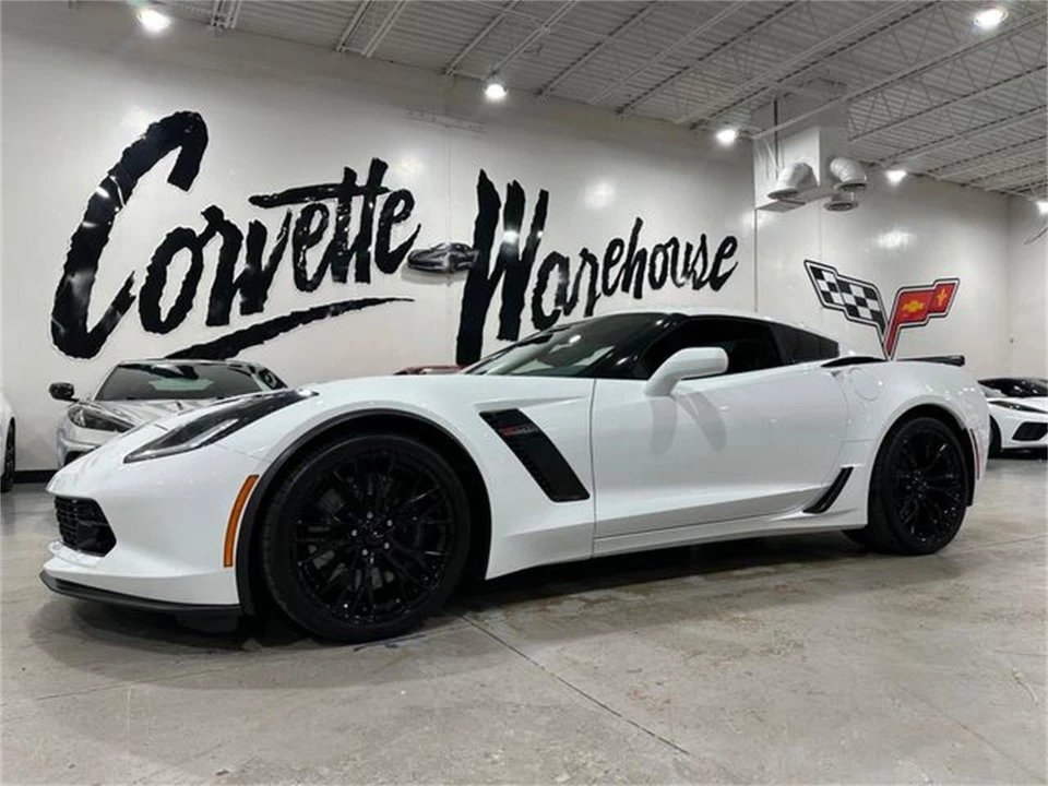 2016 Chevrolet Corvette C7 - Image 2 of 30