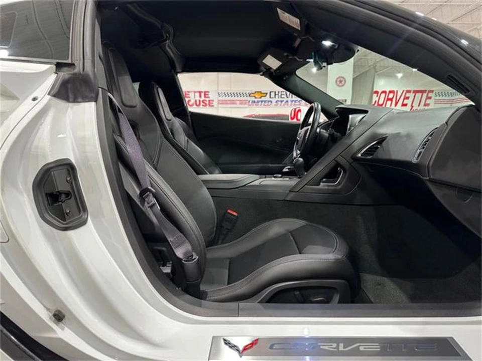 2016 Chevrolet Corvette C7 - Image 15 of 30